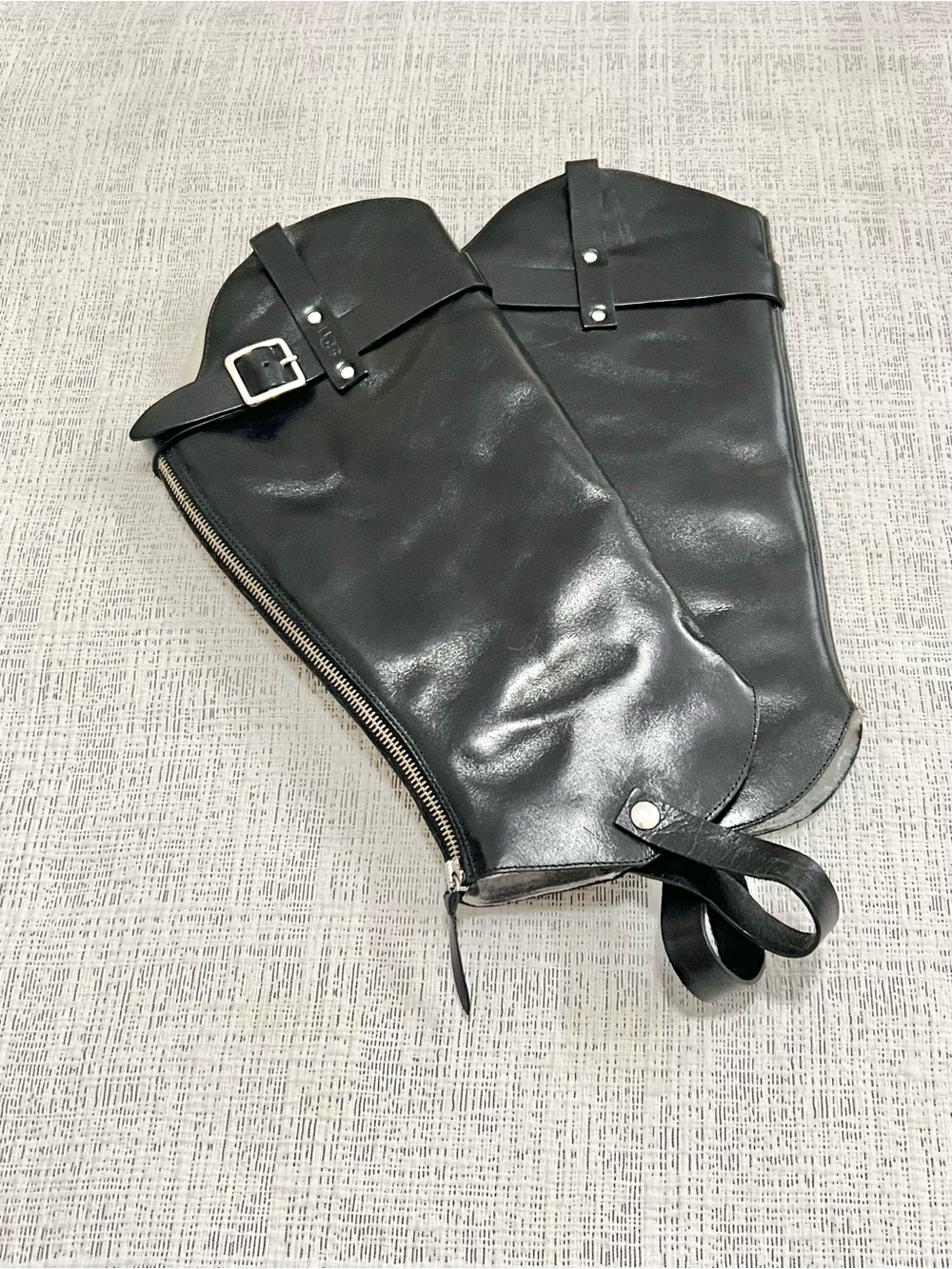 UGG Black Leather Boot Gaiters Shearling Lined Zip Boot Covers Size 39